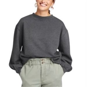 (NWT) Universal Thread Relaxed Crewneck